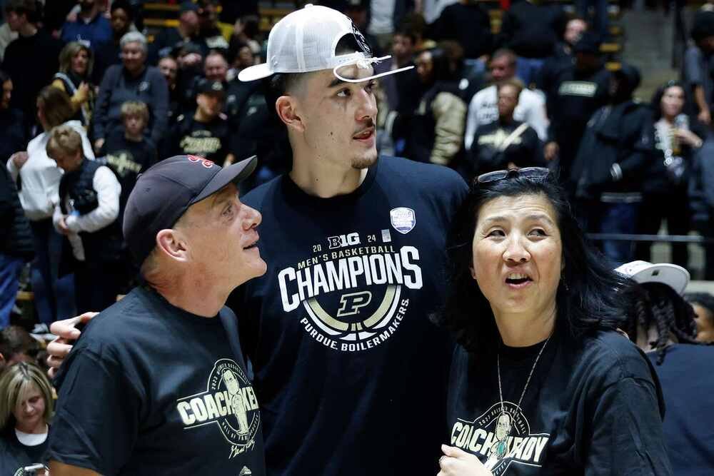 Zach Edey’s Parents: Inside the Lives of Julia and Glen Edey